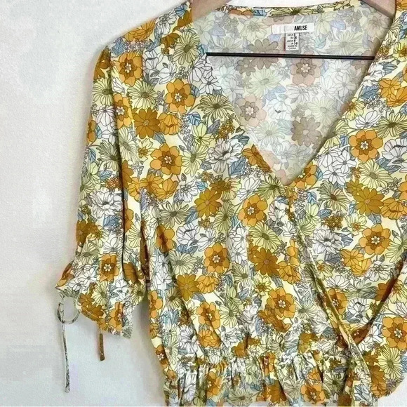 Amuse Society Women’s Daydream Woven Top Cava Size Small - Picture 6 of 16